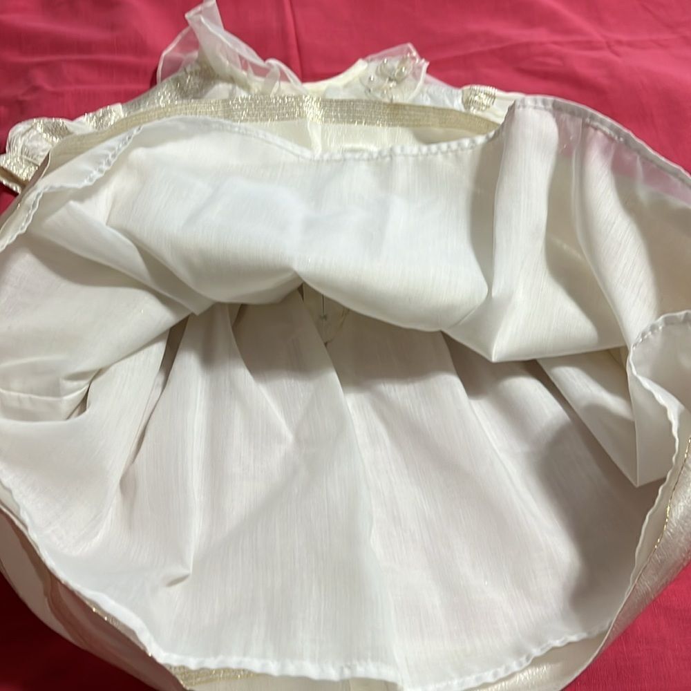SYLVIA WHYTE for Neiman-Marcus 2T special occasion dress. Ivory, gold and silver - Picture 8 of 10
